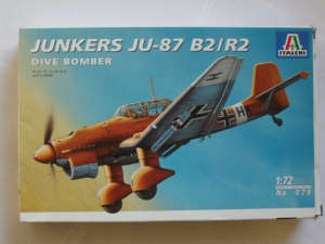 ITALERI 1/72 079 JUNKERS Ju 87 B2/R2